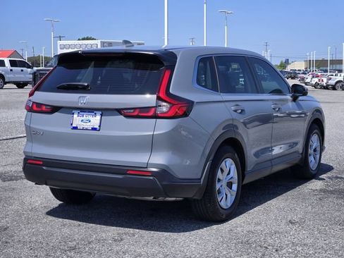 Used 2024 Honda CR-V LX image 7