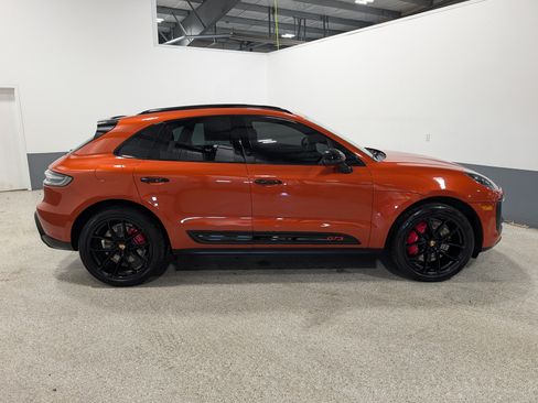 Used 2024 Porsche Macan GTS AWD/4WD image 2