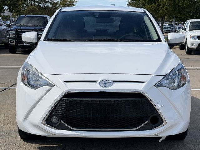 Used 2019 Toyota Yaris LE FWD image 7