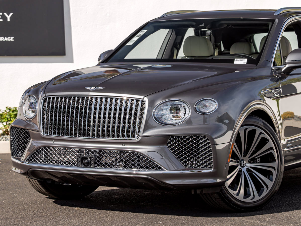 Used 2026 Bentley Bentayga AWD/4WD image 6