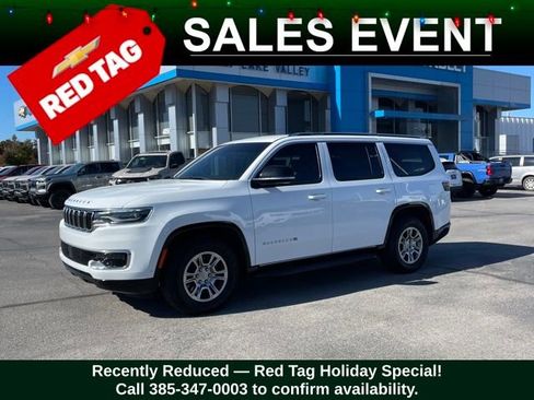 Used 2024 Jeep Wagoneer 4WD image 1