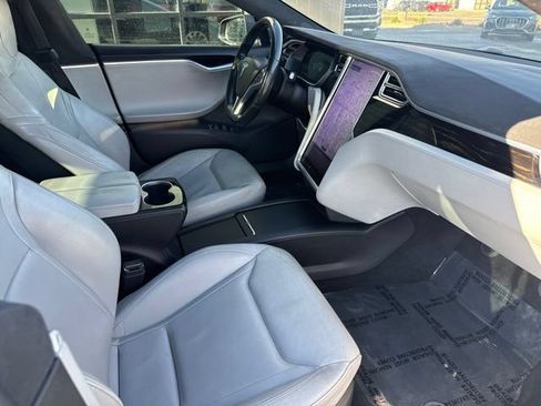 Used 2016 Tesla Model S AWD image 28
