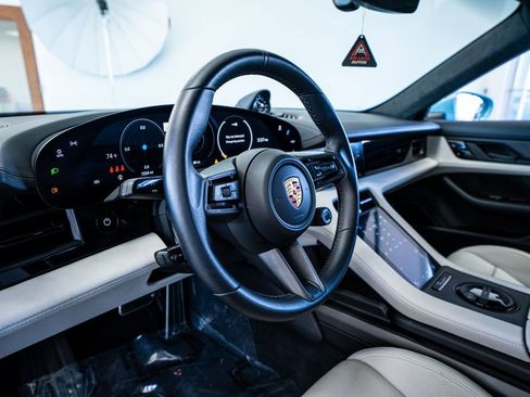 Used 2021 Porsche Taycan Turbo w/ Performance Package image 31