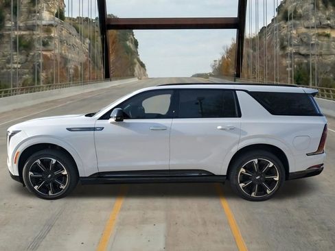 New 2026 Cadillac Escalade IQL Sport 2 AWD/4WD image 5