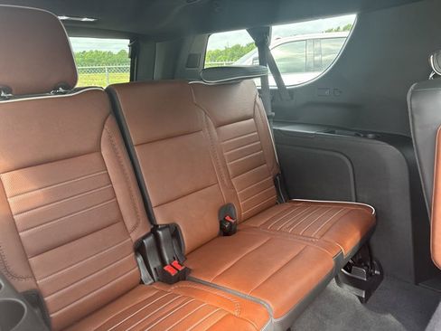 Used 2024 GMC Yukon XL Denali Ultimate image 21