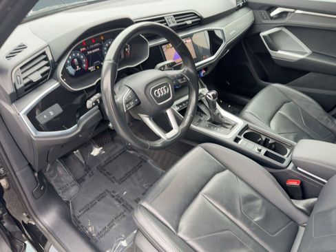 Used 2024 Audi Q3 2.0T Premium image 4