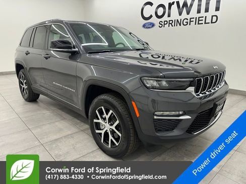 Used 2025 Jeep Grand Cherokee Limited w/ Trailer Tow Package image 6