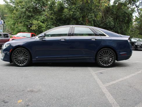 Used 2018 Lincoln MKZ Reserve FWD image 20