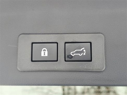 New 2026 Subaru Ascent Limited image 9