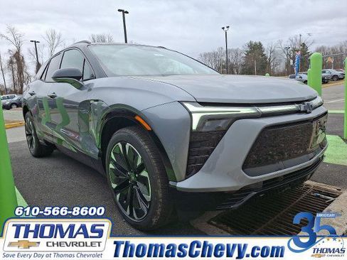 New 2025 Chevrolet Blazer EV RS image 1