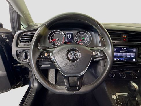 Used 2020 Volkswagen Golf 4-Door image 13