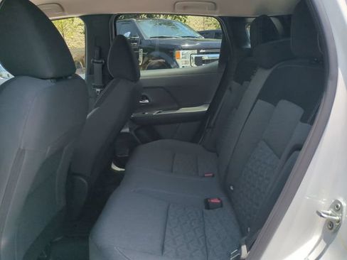 Used 2025 Nissan Kicks SV FWD image 15