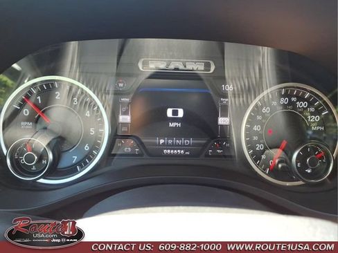 Used 2020 RAM 1500 Laramie AWD/4WD image 15