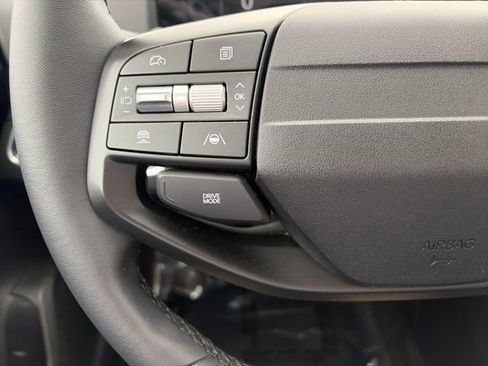 Used 2025 Kia K4 EX image 26