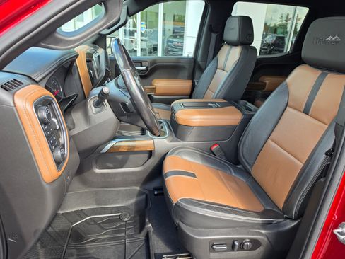 Used 2022 Chevrolet Silverado 1500 High Country w/ Technology Package AWD/4WD image 10