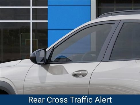 New 2026 Chevrolet Trax RS w/ Sunroof Package FWD image 13