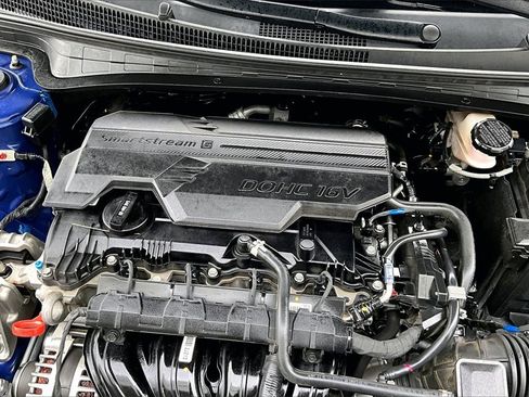 Used 2023 Hyundai Elantra SEL w/ Convenience Package image 31