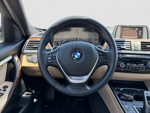 Used 2017 BMW 330i Sedan RWD image 14