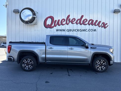 Used 2024 GMC Sierra 1500 AT4 w/ Technology Package image 29
