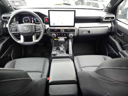 Certified 2025 Toyota 4Runner TRD Off-Road Premium image 22