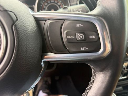 Used 2023 Jeep Wrangler Unlimited Sahara w/ Cold Weather Group AWD/4WD image 26
