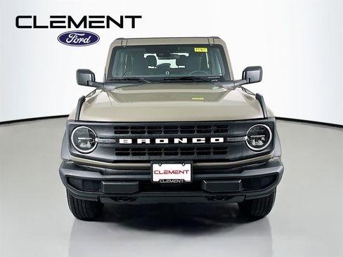 New 2025 Ford Bronco 2-Door image 2