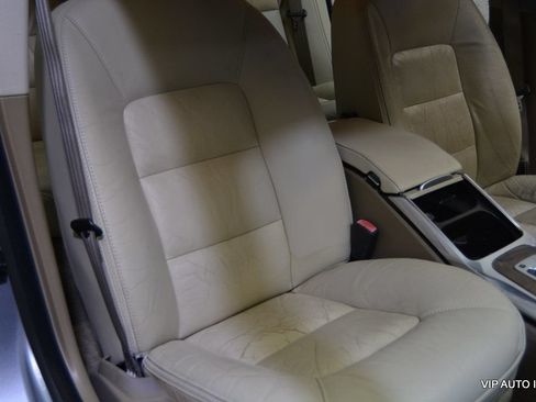 Used 2012 Volvo XC70 3.2 FWD image 17