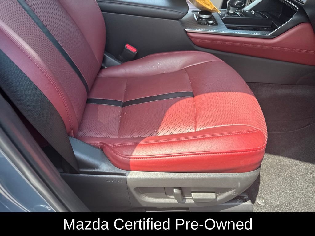 Certified 2025 MAZDA CX-70 Plug-In Hybrid w/ Premium Plus AWD/4WD image 11