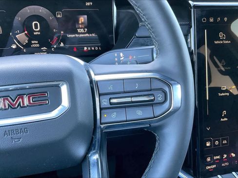 Certified 2025 GMC Acadia Elevation image 24