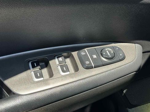 Used 2018 Kia Optima LX w/ 17" Alloy Wheels Package FWD image 26