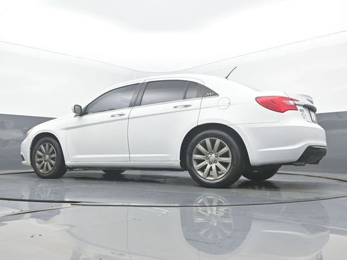 Used 2014 Chrysler 200 Touring image 46