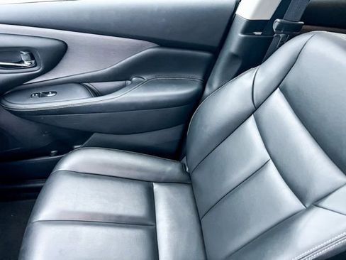 Used 2024 Nissan Murano SV w/ SV Midnight Edition Package image 17