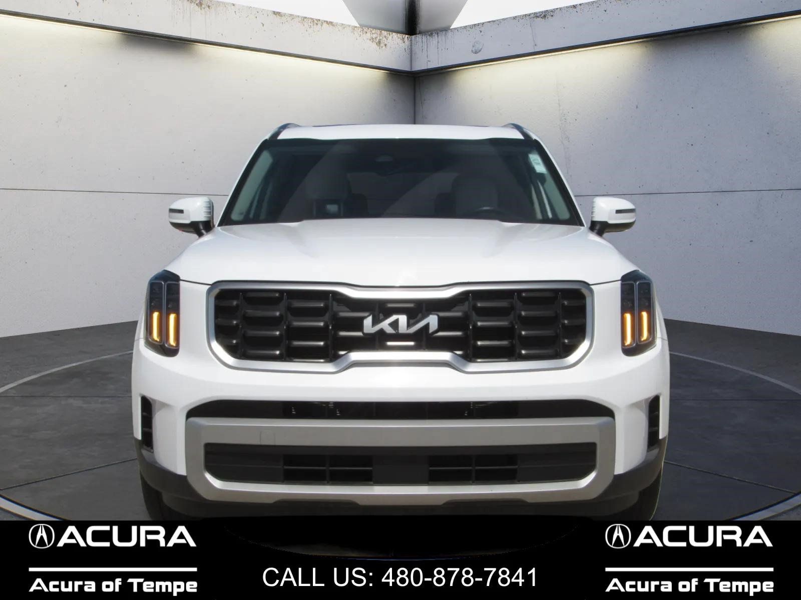 Used 2024 Kia Telluride S w/ S Sunroof Package FWD image 3