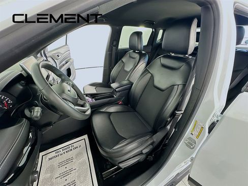 Used 2022 Jeep Compass Altitude image 28