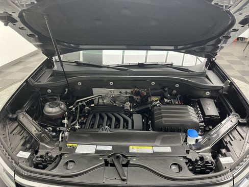 Used 2021 Volkswagen Atlas SE w/ Panoramic Sunroof Package image 30