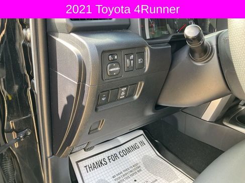 Used 2021 Toyota 4Runner SR5 Premium image 29