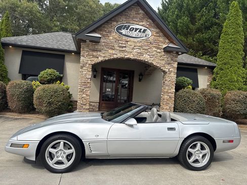 Used 1996 Chevrolet Corvette Convertible image 17