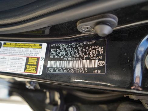 Used 2019 Toyota Camry SE image 37