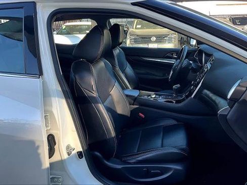 Certified 2023 Nissan Maxima SV w/ Floor Mat Group image 8