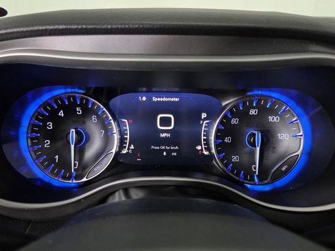 New 2026 Chrysler Pacifica Select image 20