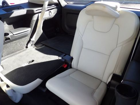 Used 2021 Volvo XC90 T6 Inscription image 24