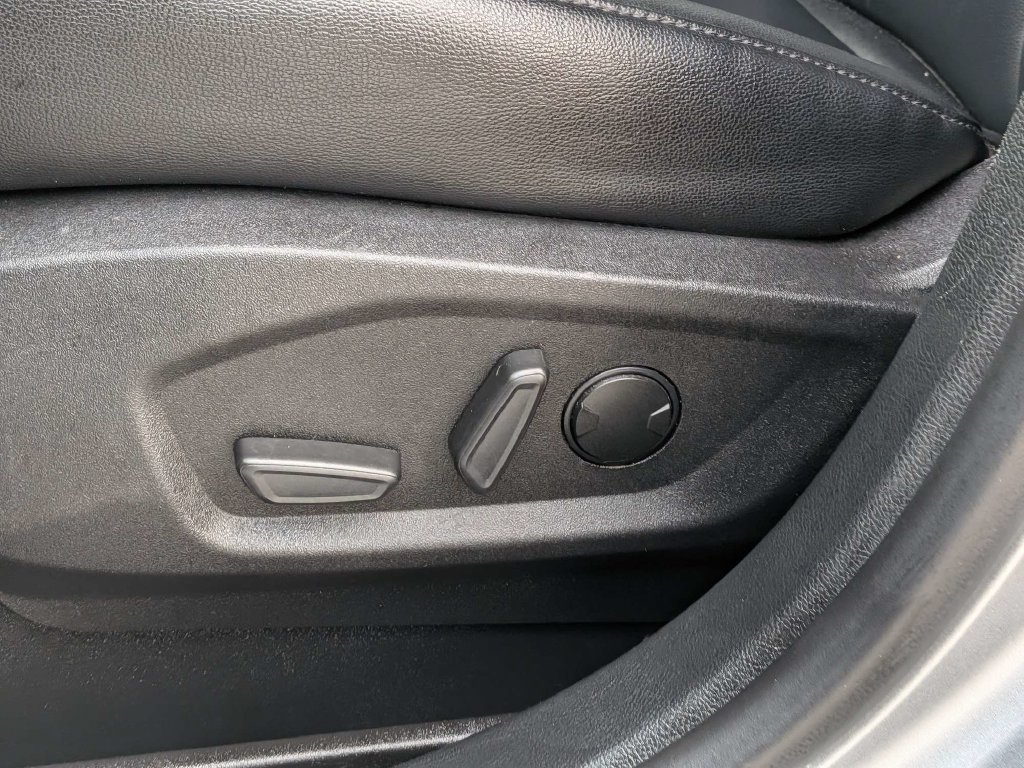 Certified 2024 Ford Edge Titanium AWD/4WD image 20