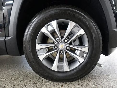 Used 2025 Chevrolet Equinox LT FWD image 25