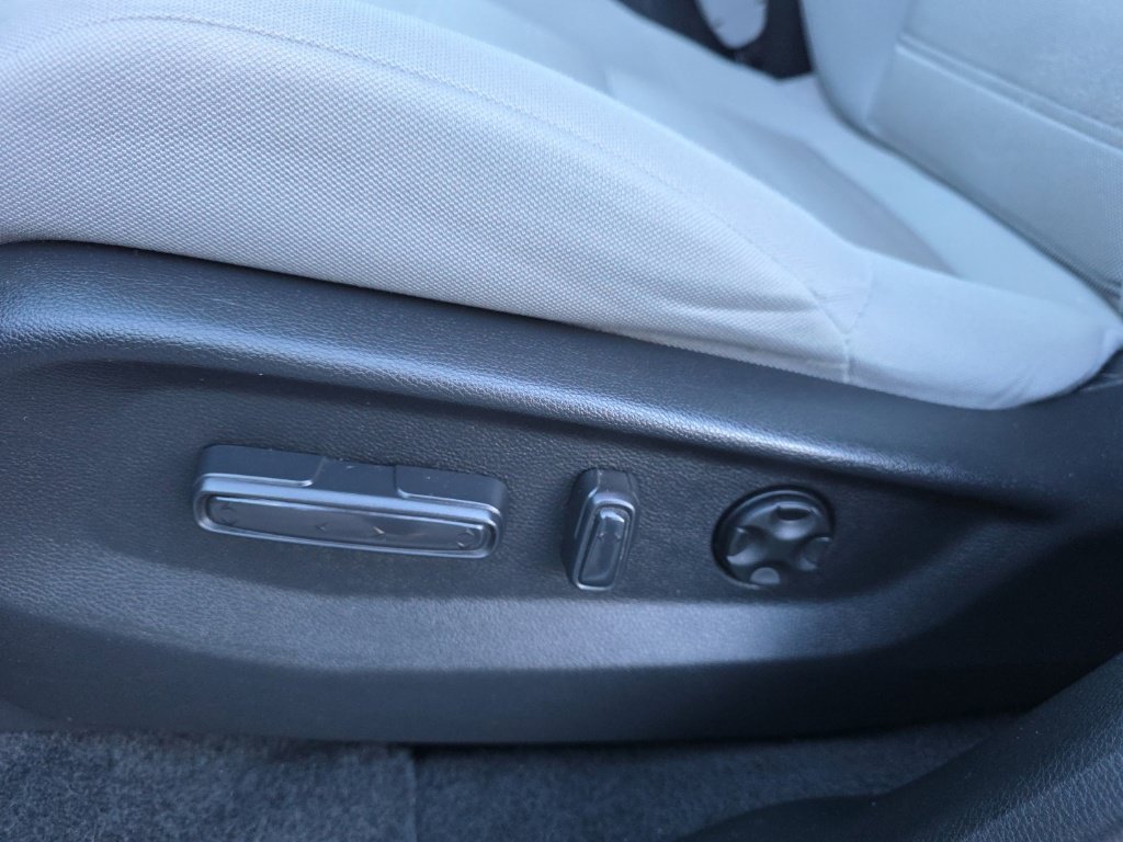 Used 2021 Honda CR-V EX image 12