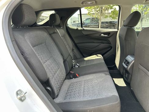 Certified 2024 Chevrolet Equinox LT FWD image 18