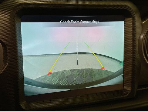 Used 2022 Jeep Wrangler Sport S image 23