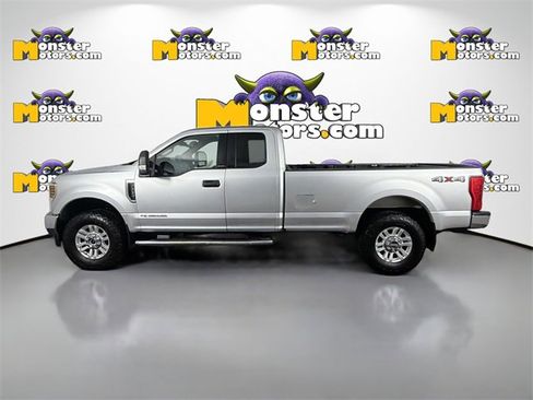 Used 2019 Ford F250 XLT image 8