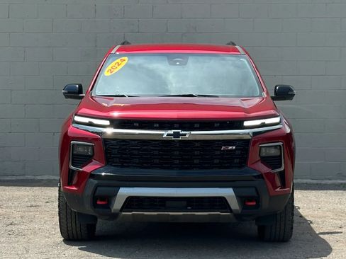 Used 2024 Chevrolet Traverse Z71 AWD/4WD image 15