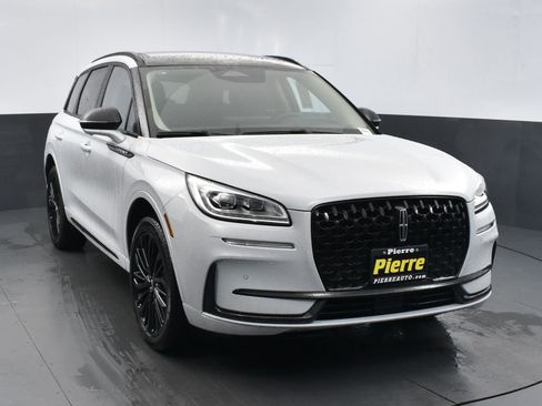 New 2026 Lincoln Corsair Grand Touring image 6