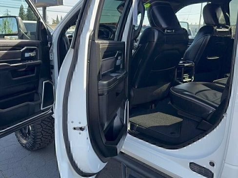 Used 2023 RAM 2500 Laramie AWD/4WD image 14